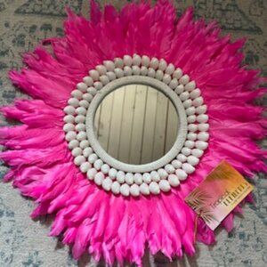 🧡3/15 NWT Tropical Elements Pink Feather Shells Round Wall Mirror Decor